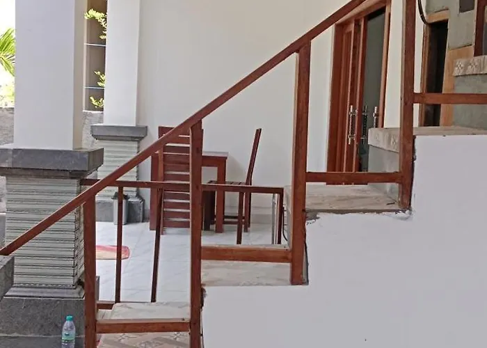 Beten Enjung Stay&rooftop Amed