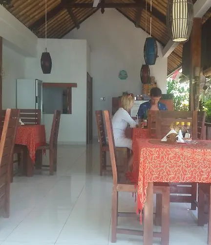 Beten Enjung Stay&rooftop Amed